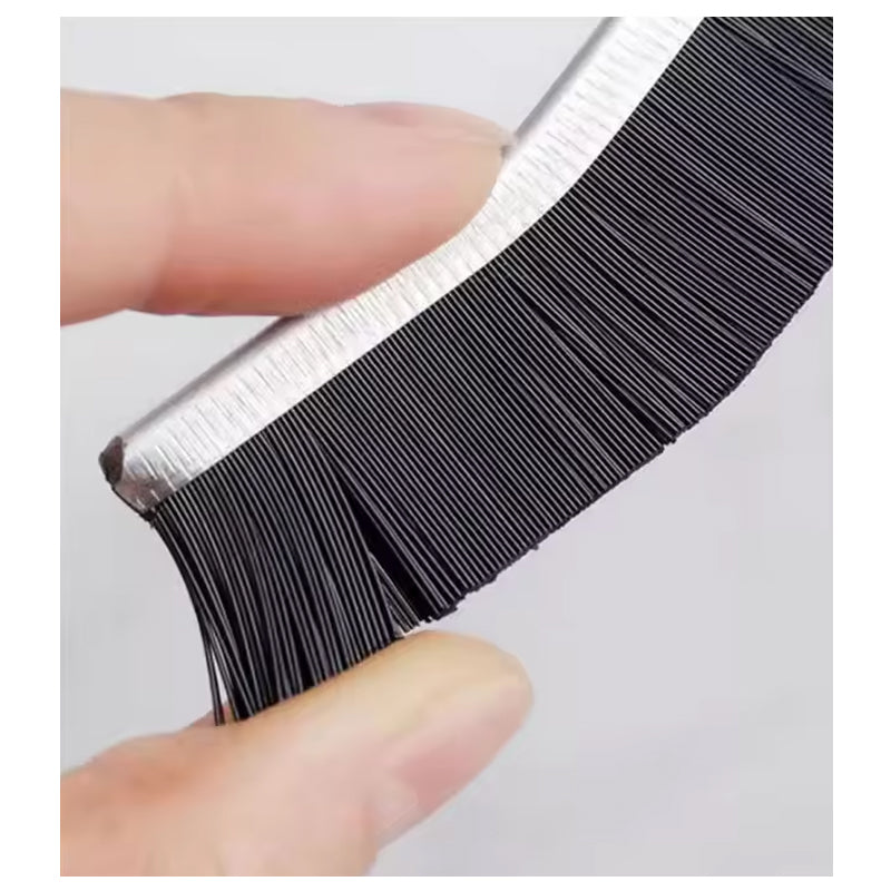Little Detailer Crevice Cleaning Brush