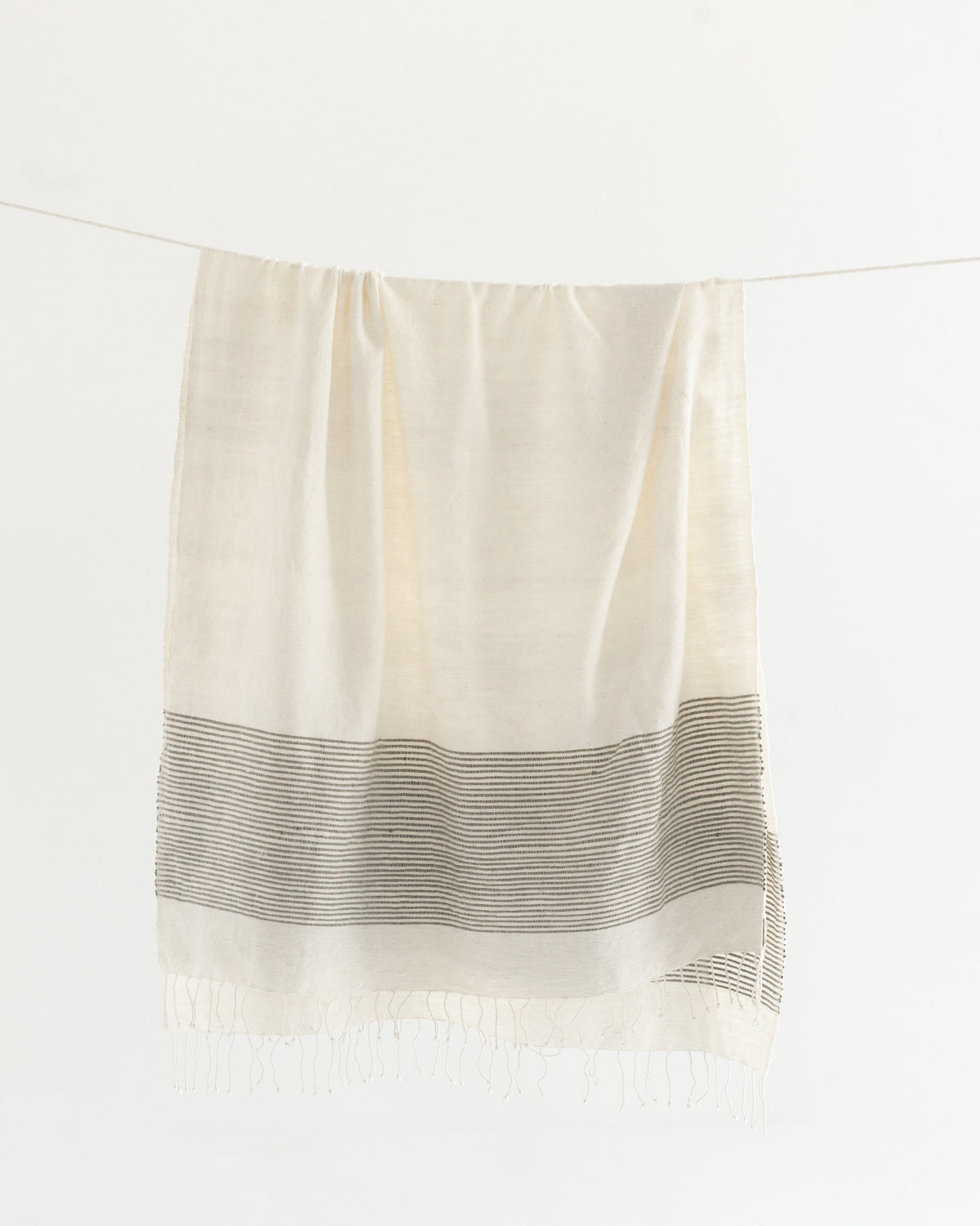 The Noa Hand-Woven Ribbed Cotton Throw